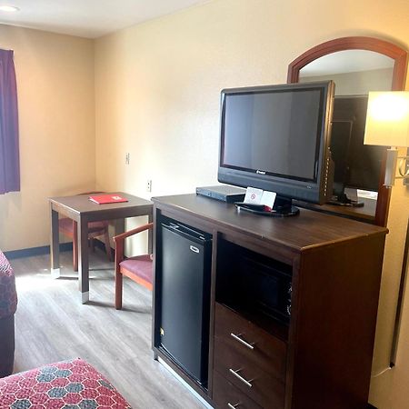 Econo Lodge Inn & Suites Корнинг Стая снимка